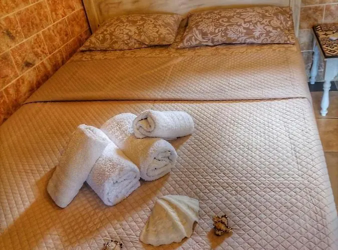 To Kyma * Skála Kallirákhis